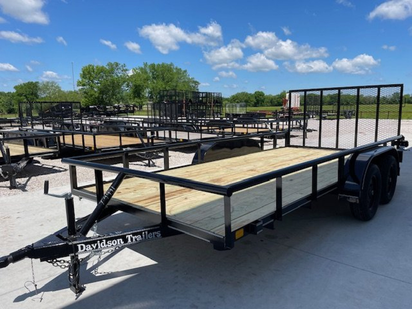 New 2026 DAVIDSON 83X16 TANDEM AXLE PIPE TOP UTILITY W/4' GATE