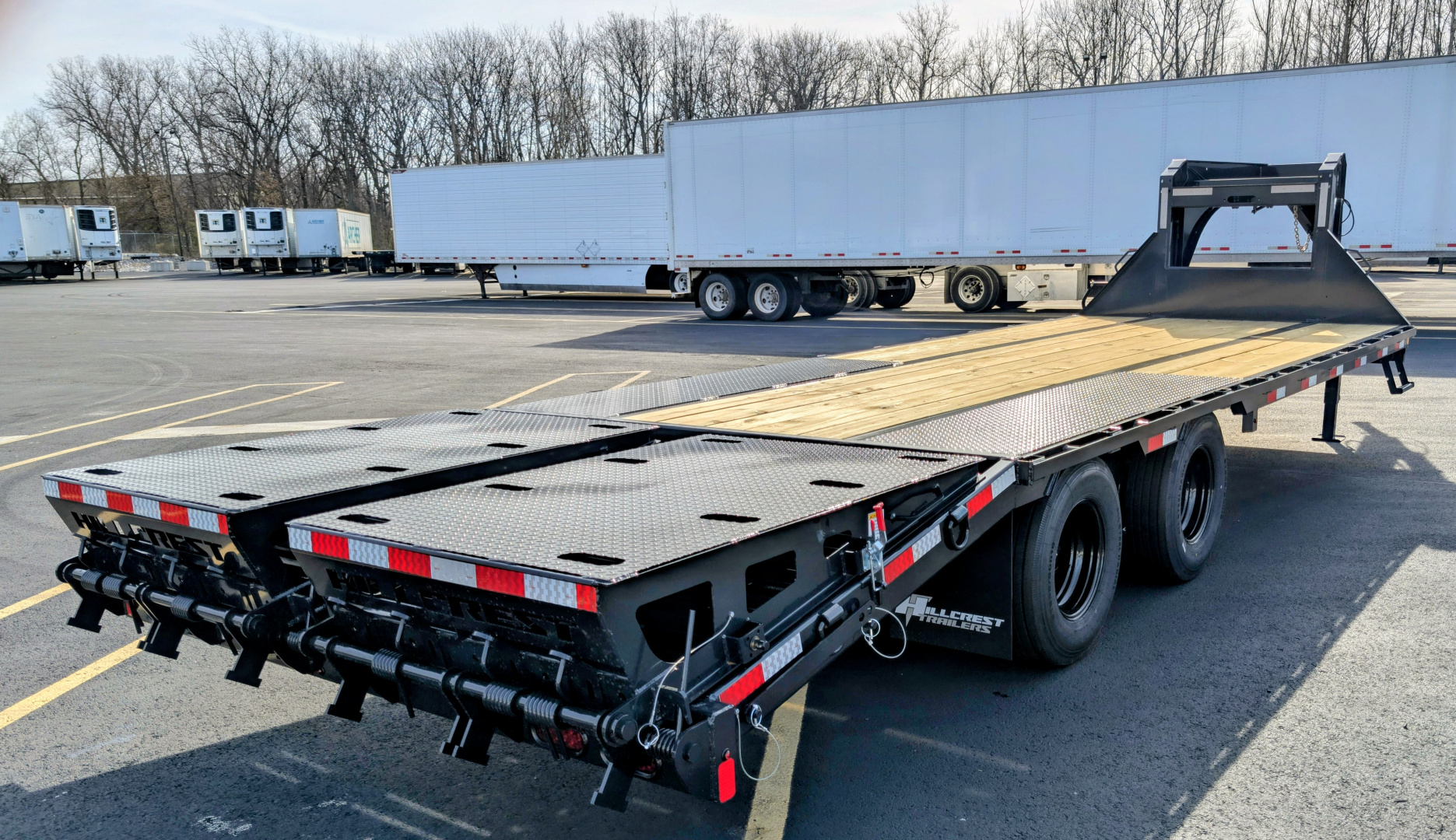 9×25 Equipment Flatbed Trailer photo 2