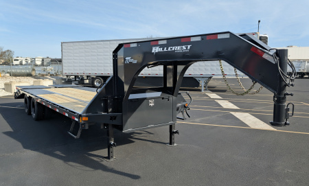New Hillcrest 259205MR 20' + 5' Mega Ramps, Hutch, 25.9K (GVWR) Gooseneck Flatbed Trailer