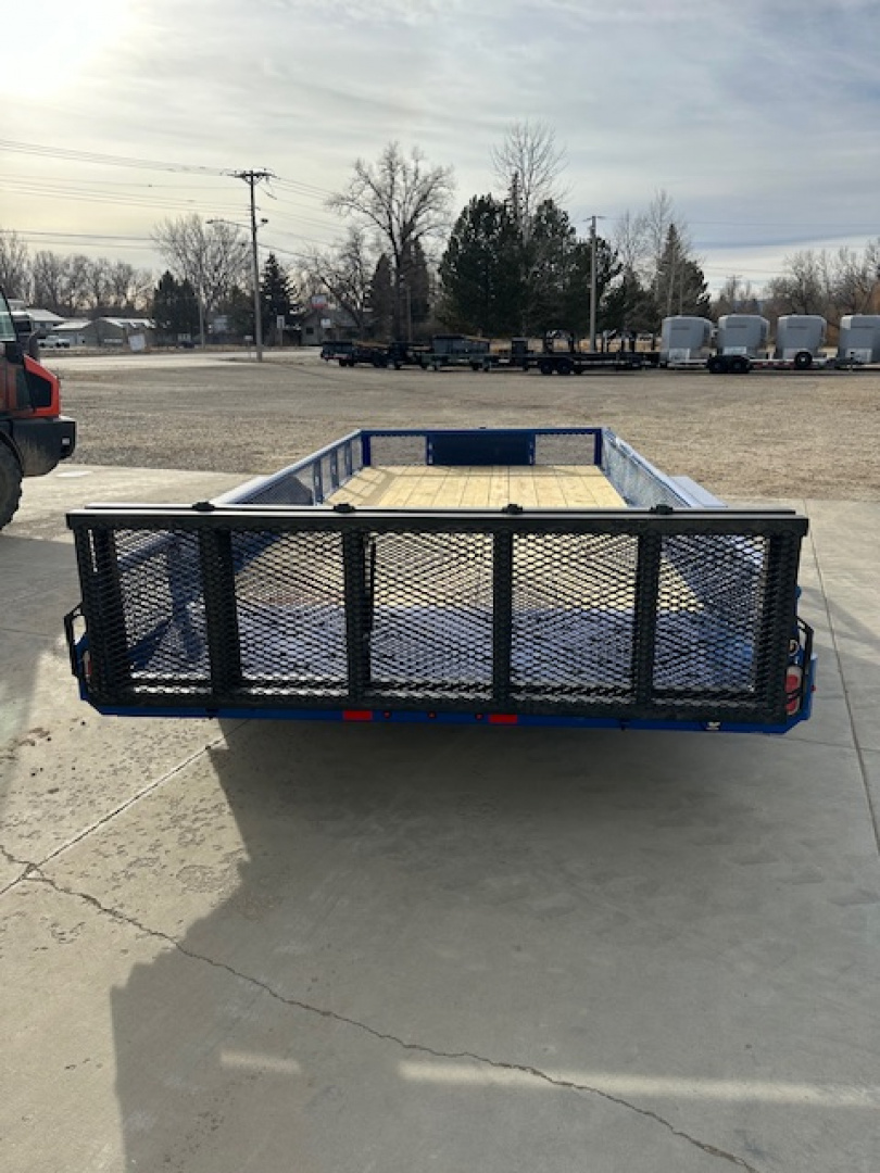 New 2026 Diamond C 16' Flatbed