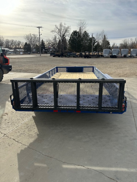 New 2026 Diamond C 16' Flatbed