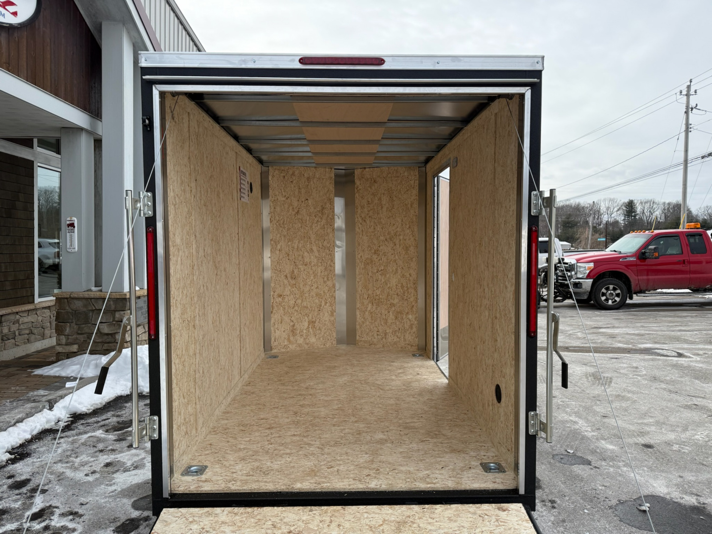 New Pace American 6′ x 12′ + V-Nose Enclosed Cargo Trailer with Ramp Door 2.9K