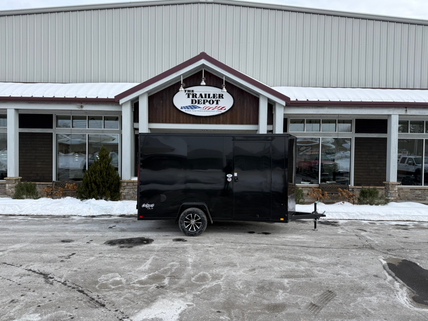 New Pace American 6′ x 12′ + V-Nose Enclosed Cargo Trailer with Ramp Door 2.9K