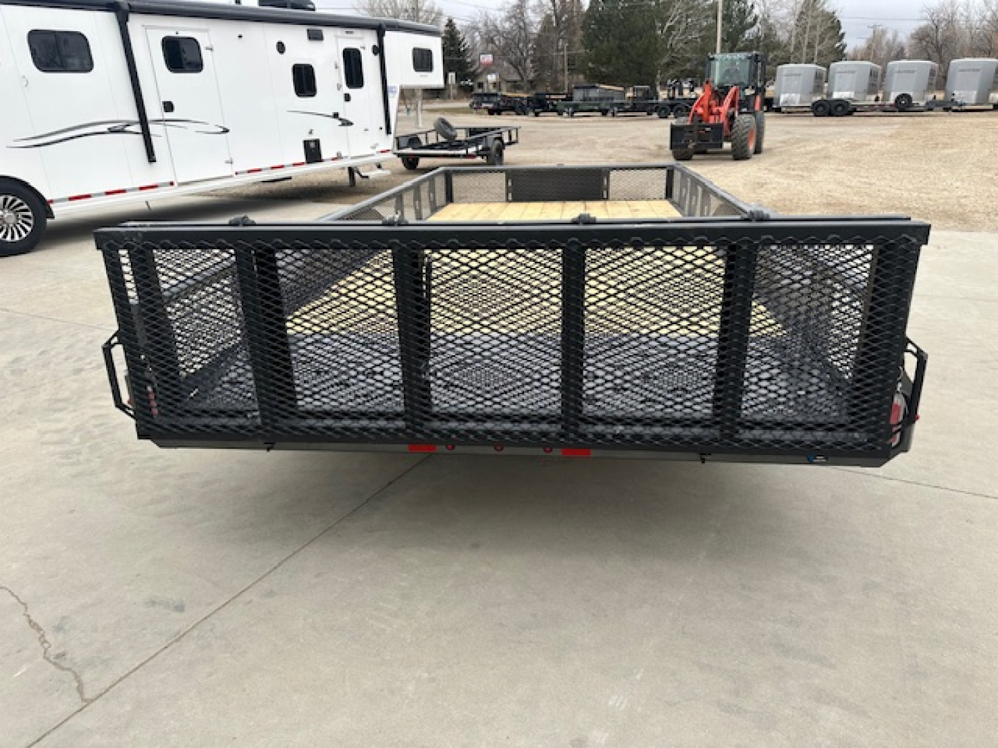 New 2026 Diamond C 16' GTU