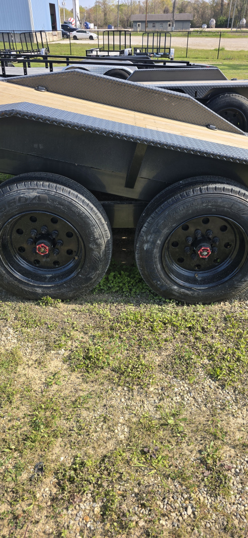 New 2026 MAXX-D T8B10224 Tilt Trailer