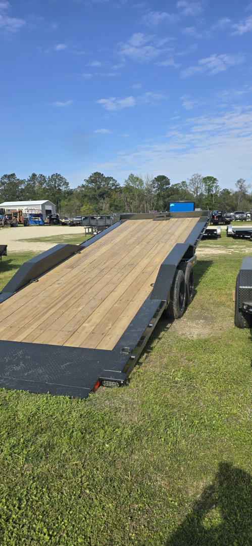 New 2026 MAXX-D T8B10224 Tilt Trailer