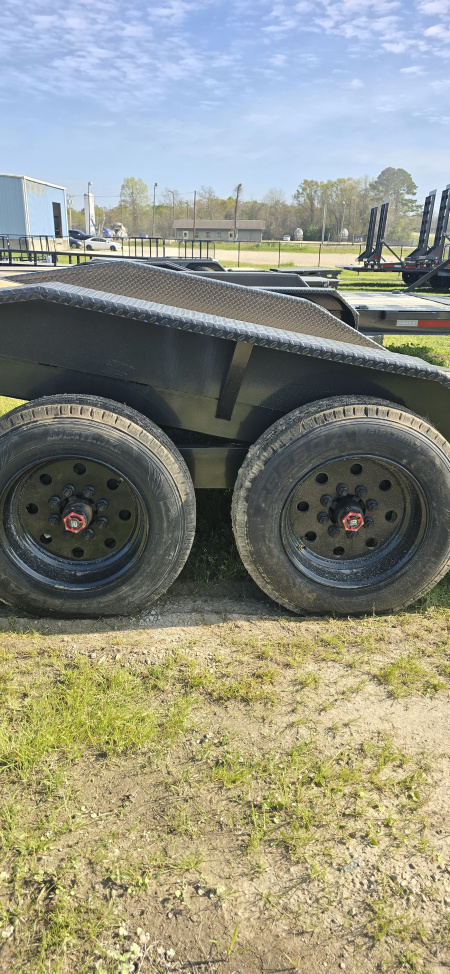 New 2026 MAXX-D T8B10224 Tilt Trailer