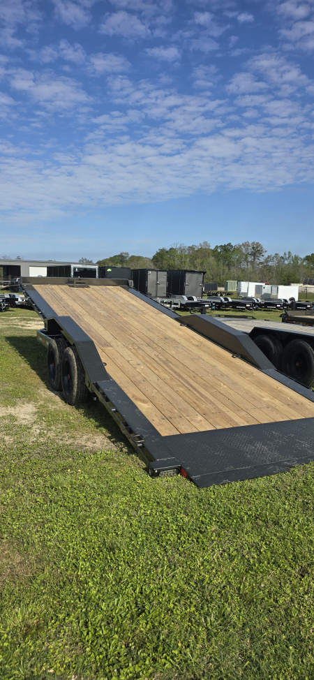 New 2026 MAXX-D T8B10224 Tilt Trailer
