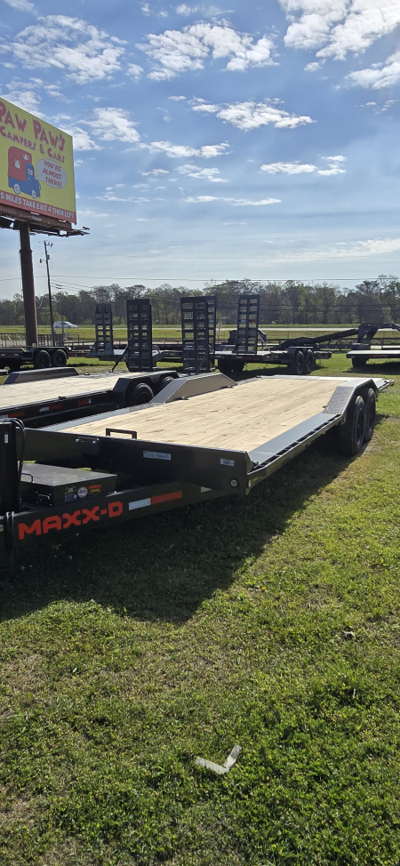 New 2026 MAXX-D T8B10224 Tilt Trailer