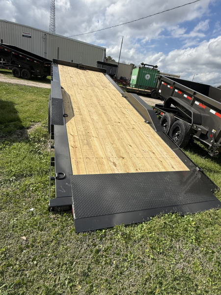 New 2026 MAXX-D T8B10224 Tilt Trailer