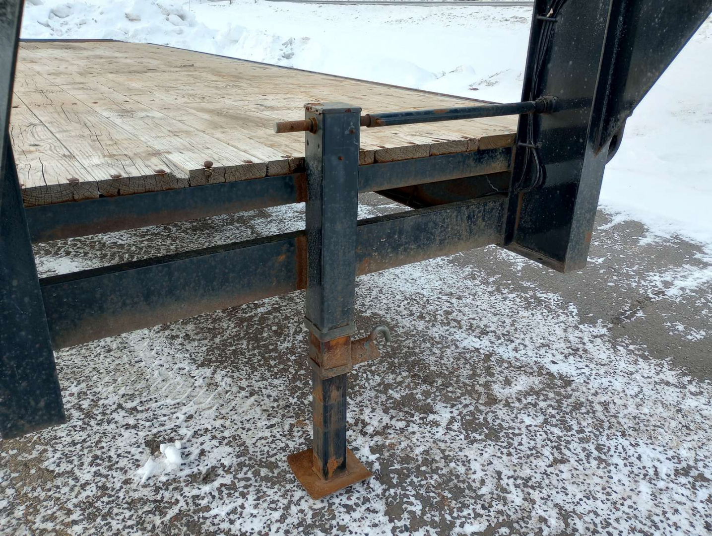 Used 1995 High View 24' Gooseneck Deckover Trailer
