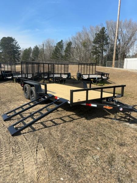 New 82x16 D2E Tandem Utility Ramp in Rail Trailer