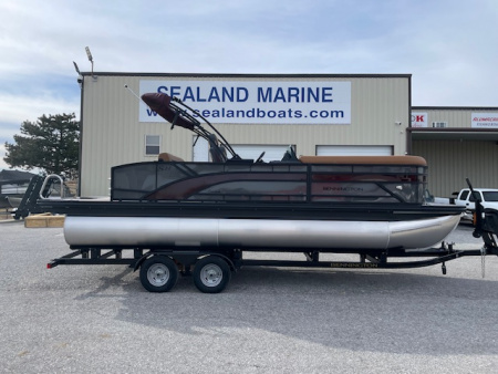 New 2026 Bennington 22 SSB LUXE SWINGBACK TRITOON Pontoon Boat