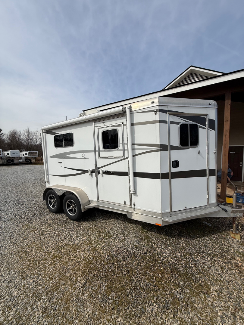 New 2022 4-Star Trailers 2 - Horse Straight Load Bumper Pull Horse Trailer