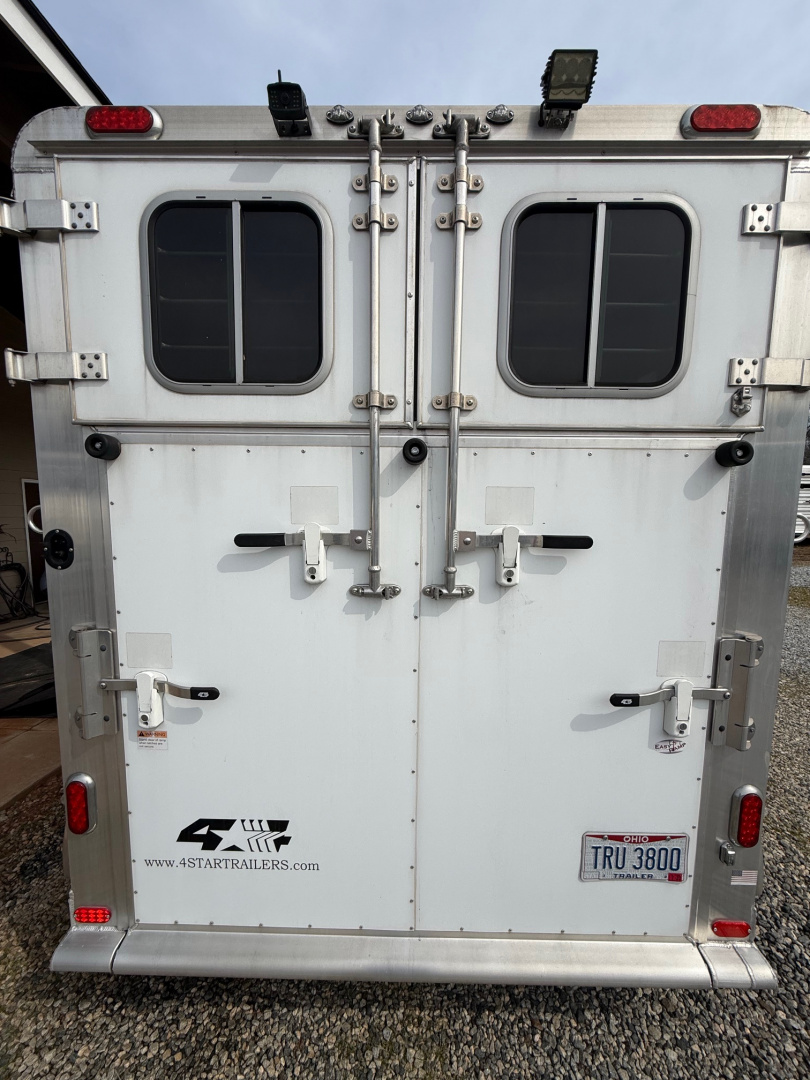New 2022 4-Star Trailers 2 - Horse Straight Load Bumper Pull Horse Trailer