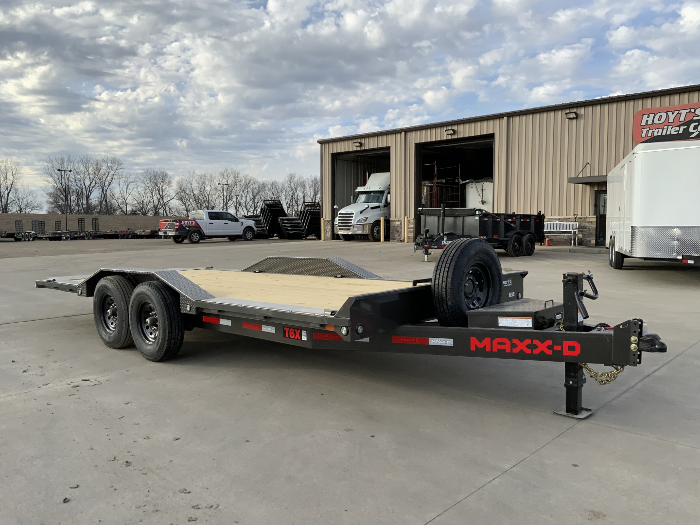 New 2026 MAXX-D T6X 102 X 20 Tilt Trailer