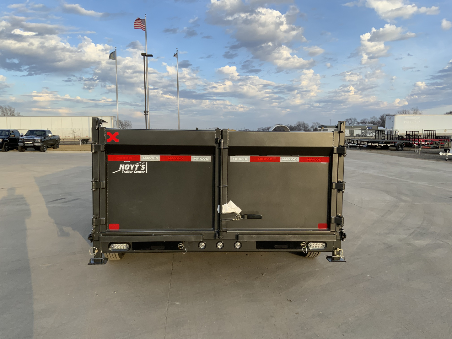 New 2026 MAXX-D DJX 83 X 16 Dump Trailer