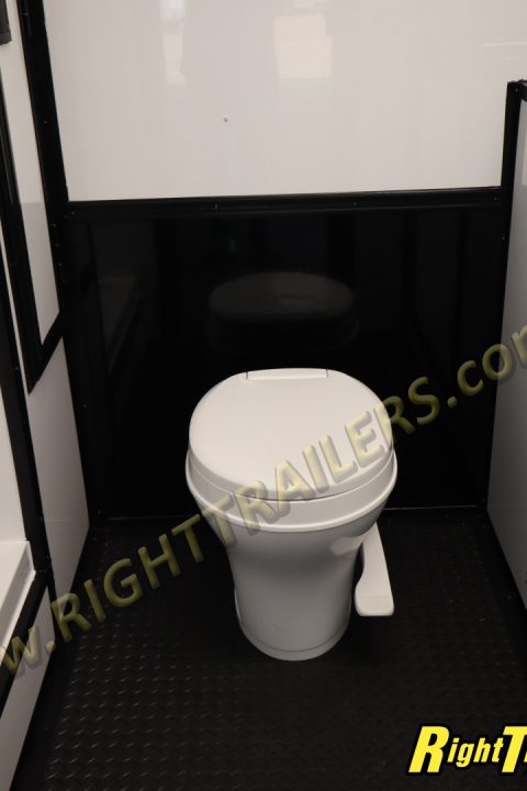 New 2026 8.5X34 ANVIL RACE TRAILER - Bathroom Package!