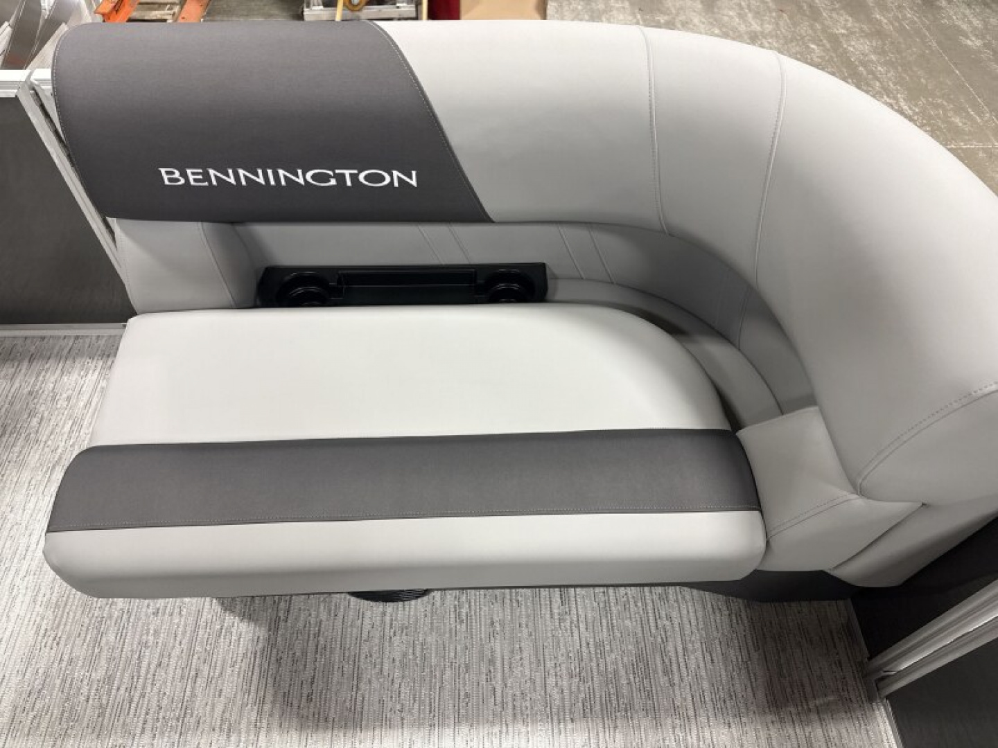 New 2026 Bennington 168 S Series Cruise Pontoon Boat ***Electric Motor***