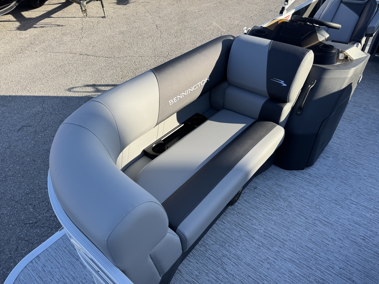 New 2026 Bennington 168 S Series Cruise Pontoon Boat ***Electric Motor***