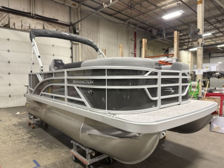 New 2026 Bennington 168 S Series Cruise Pontoon Boat ***Electric Motor***