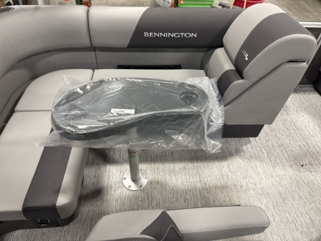 New 2026 Bennington 168 S Series Cruise Pontoon Boat ***Electric Motor***