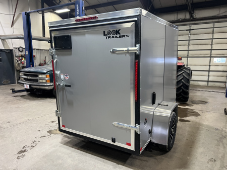 New 2026 Look Trailers 5X8 3K ST-DLX BARN DOOR Cargo / Enclosed Trailer