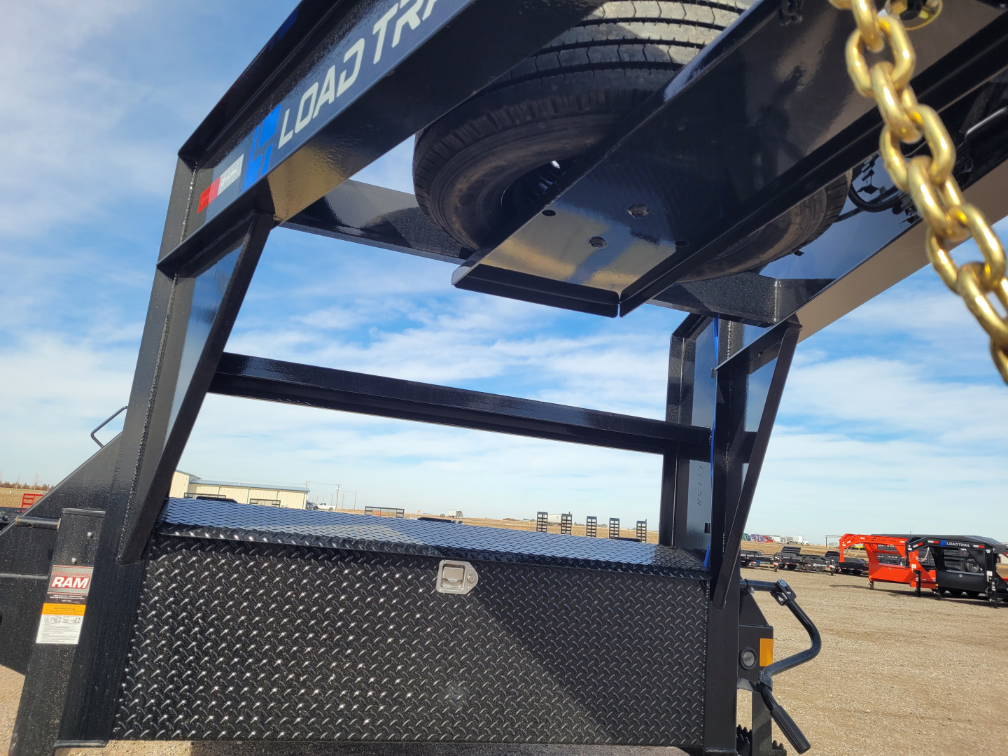 New 2026 Load Trail 102"x32' Gooseneck Triple Axle Deckover Trailer