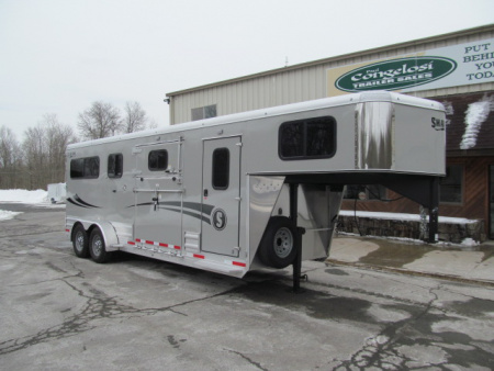 New Shadow Pro Series 2 Plus 1 Gooseneck w/ Dressing Room Horse Trailer