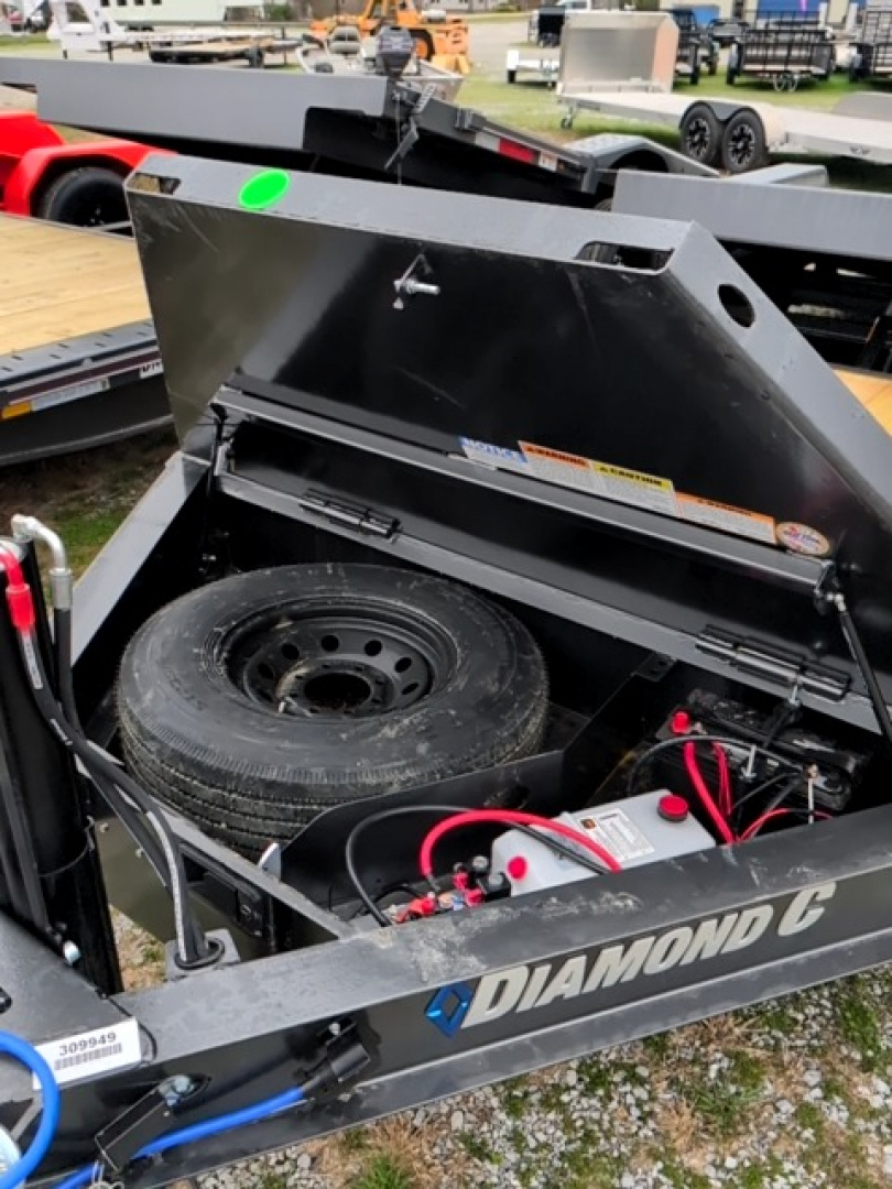 New 2026 Diamond C Trailers HDT207 Tilt Trailer
