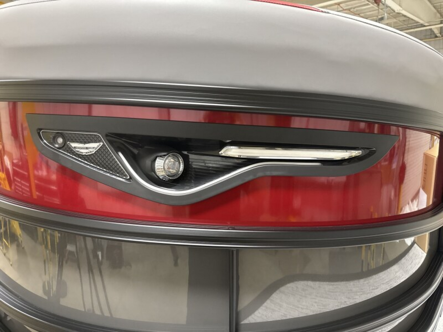 New 2026 Bennington 22' M Series Fastback Tri-toon Boat