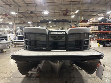 New 2026 Bennington 23' M Series Stern Lounge Tri-toon Boat