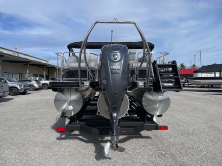 New 2026 Bennington 23' M Series Stern Lounge Tri-toon Boat