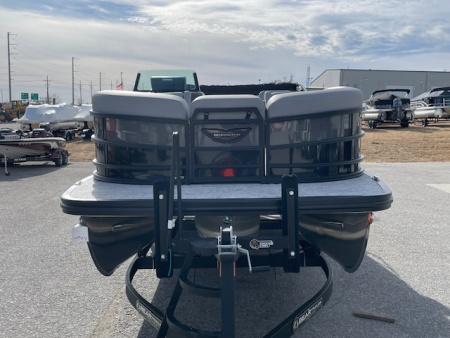 New 2026 Bennington 23' M Series Stern Lounge Tri-toon Boat