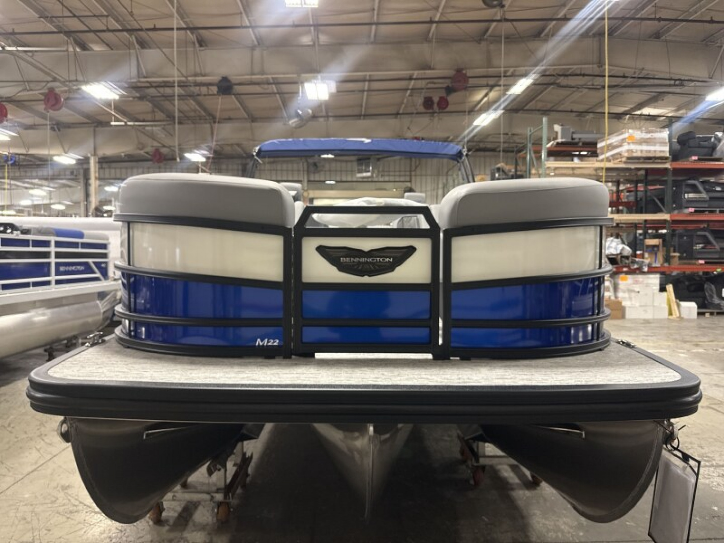 New 2026 Bennington M Series 22' Swingback Tri-toon Boat