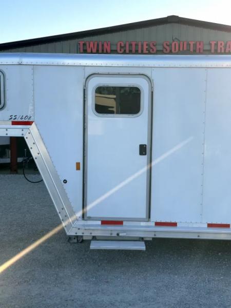 Used 2007 Exiss 4 Horse Gooseneck