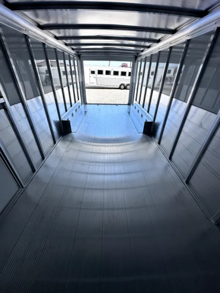 New 2026 Sundowner 24' Workhorse Cargo Gooseneck