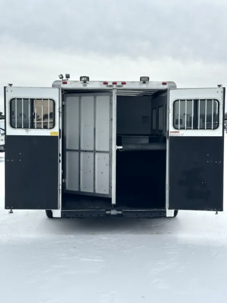 Used 2008 Sundowner 3 Horse Bumper Pull