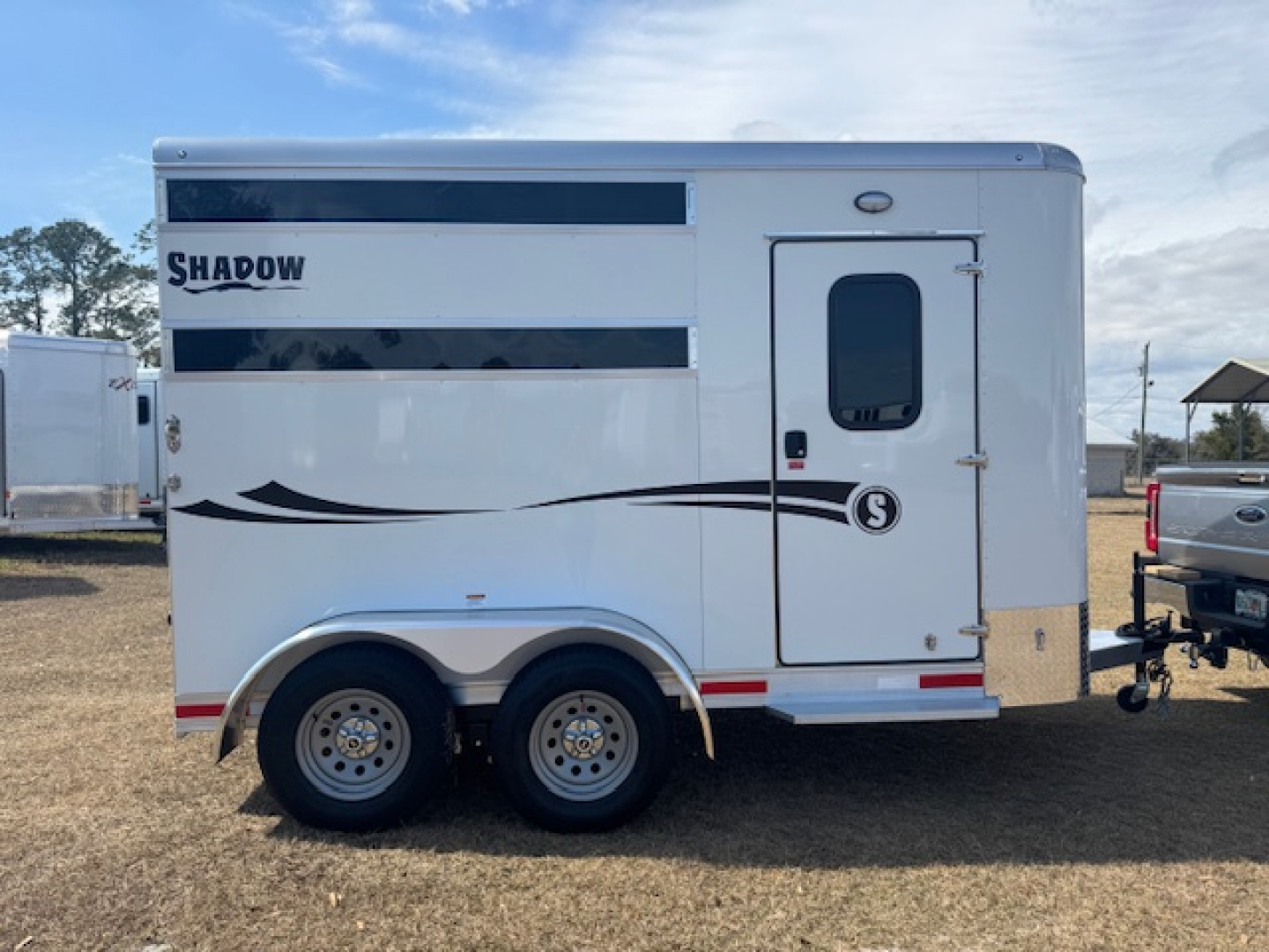 New 2026 Shadow Stablemate 2H Stock Horse Trailer W/ Plexi Horse Trailer