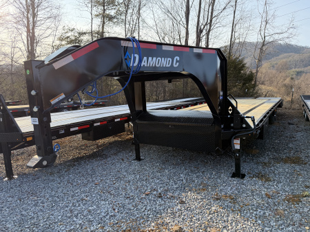 New 2026 Diamond C FMAX208 GOOSENECK TRAILER 27+5 MAX RAMPS 18K G.V.W.R.