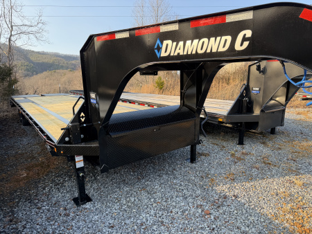 New 2026 Diamond C FMAX208 GOOSENECK TRAILER 27+5 MAX RAMPS 18K G.V.W.R.