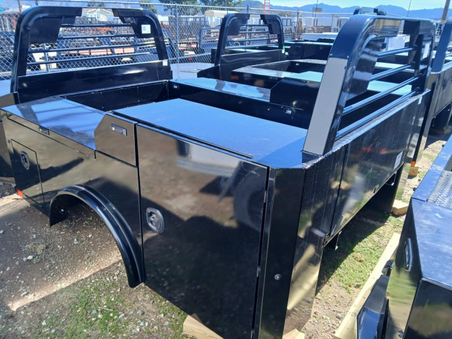 New 2026 Norstar SD-service deck Truck Bed