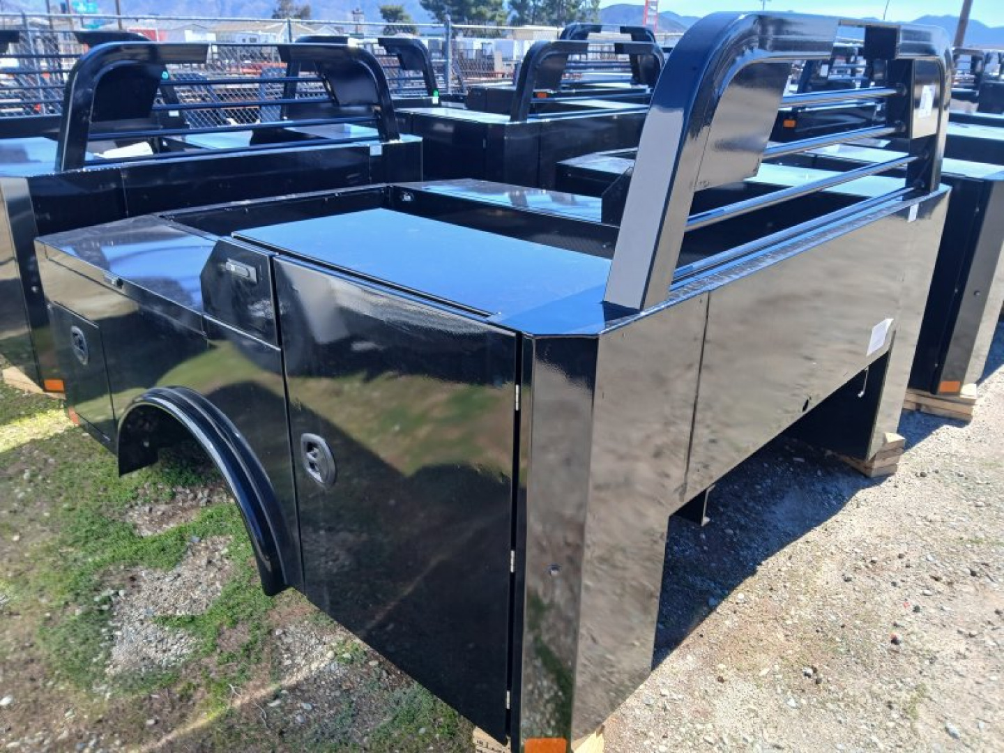 New 2026 Norstar SD-service deck Truck Bed