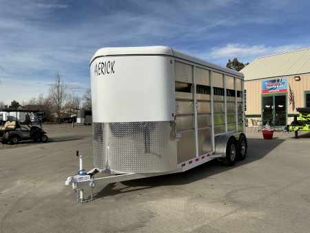 New EXTRA HEIGHT - 2026 Maverick 3 Place Horse Trailer