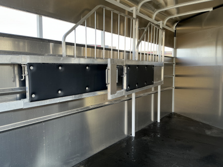 New EXTRA HEIGHT - 2026 Maverick 3 Place Horse Trailer