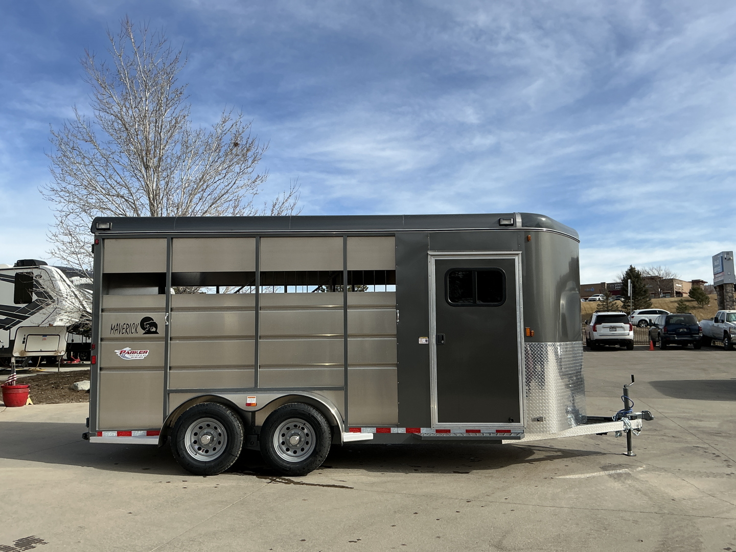 New EXTRA HEIGHT - 2026 Maverick 3 Place Horse Trailer