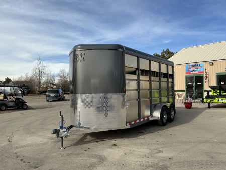 New EXTRA HEIGHT - 2026 Maverick 3 Place Horse Trailer
