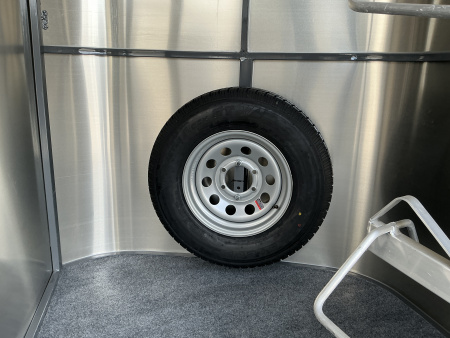 New EXTRA HEIGHT - 2026 Maverick 3 Place Horse Trailer