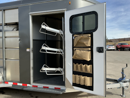 New EXTRA HEIGHT - 2026 Maverick 3 Place Horse Trailer