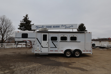 Used 2000 Cherokee 3 Place Weekender GN Horse Trailer